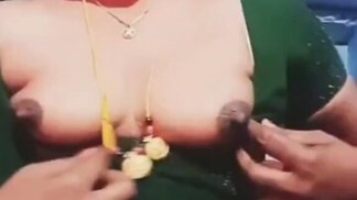 Horny Telugu Aunty Ramya Flashes Massive Boobs Live