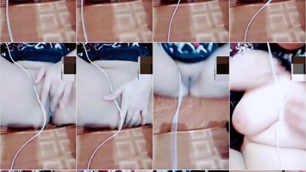 Pakistani GF Showing Boobs And Pussy On Video Call