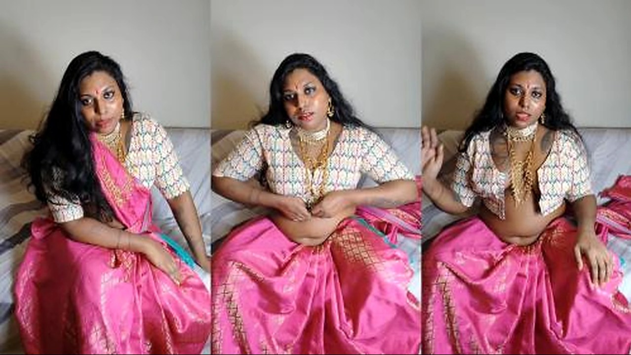 Tamil sex therapist Ilaria hot talk in pink sari