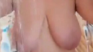 Desi MILF Showing Big Boobs