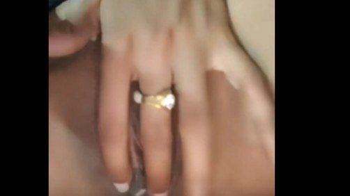 Telugu slim girl honey pussy fingering
