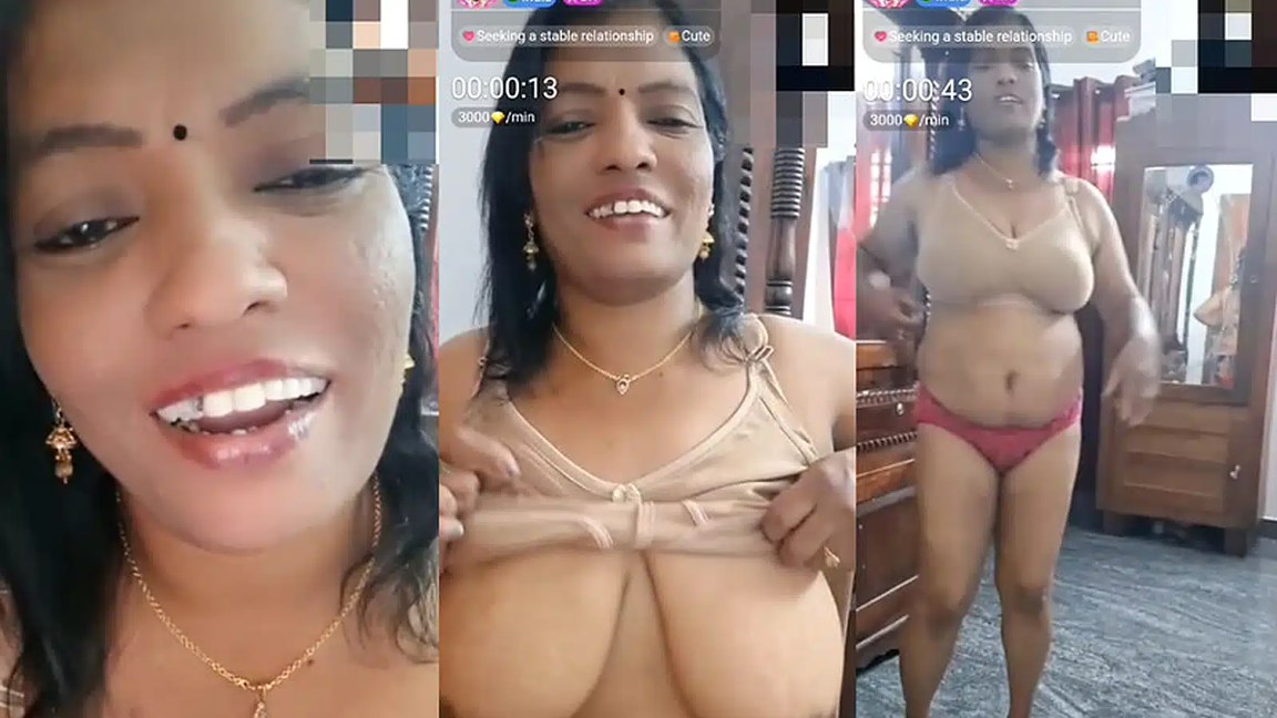 Mallu mature milf Nakshathra big boobs show