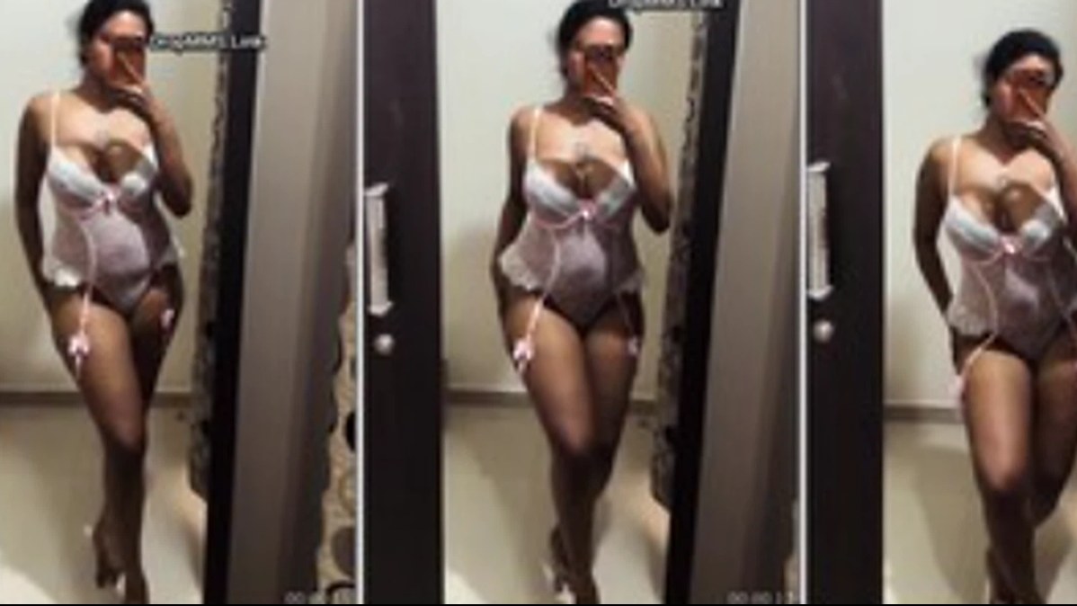 Mallu Actress Dr Shinu Shyamalan Insta Exclusive in Lingerie
