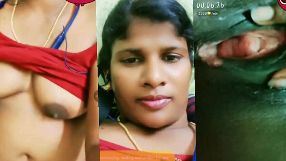 Telugu Wife Shows Her Boobs and Pussy Live