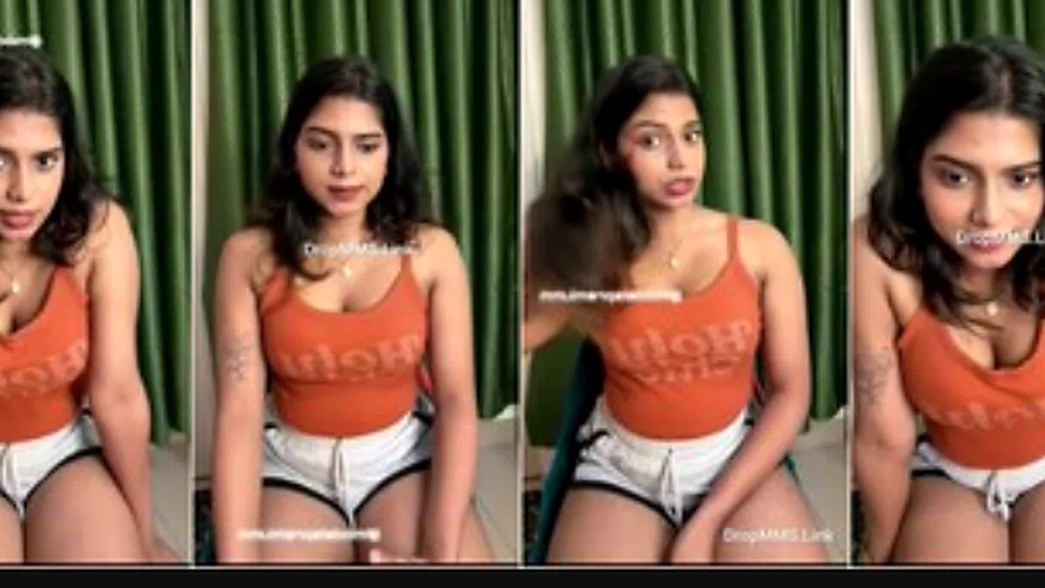 Sexy Mallu Akshara in Premium Live Chat Session