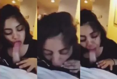Pakistani babe sucking dick