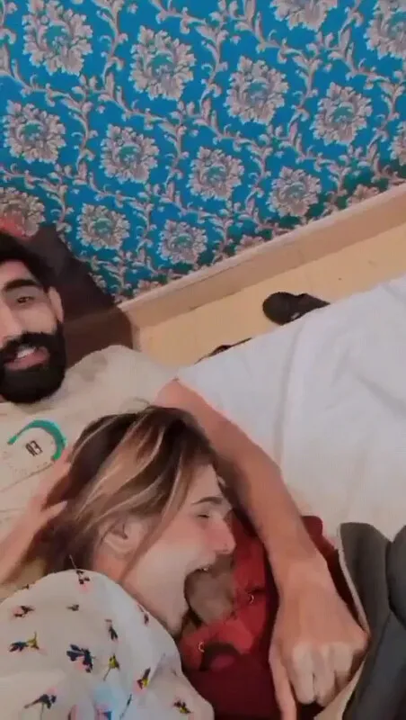 Desi Girl Blowjob with Hindi Dirty Talk