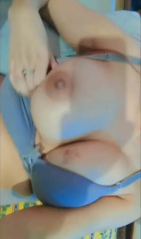 Hot girlfriend in bra showing big boobs and pussy