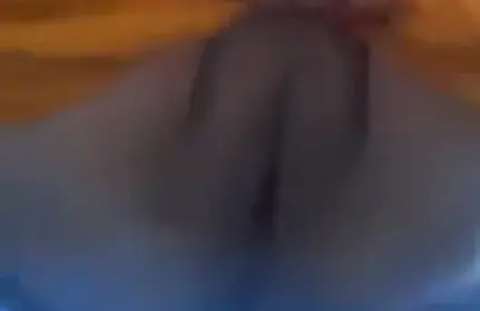 paki mature flashes clean pussy inside car