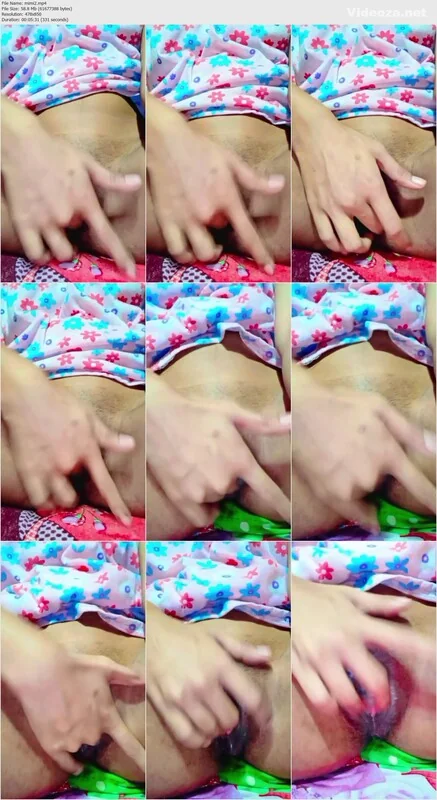 Slim Horny Desi GF Fingering Her Pussy