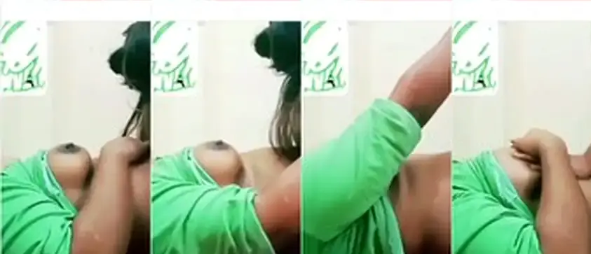 Tiktoker Lesbians Kissing & Finger Pussy